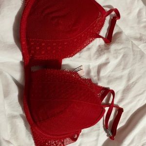 Victoria’s Secret bra nwot